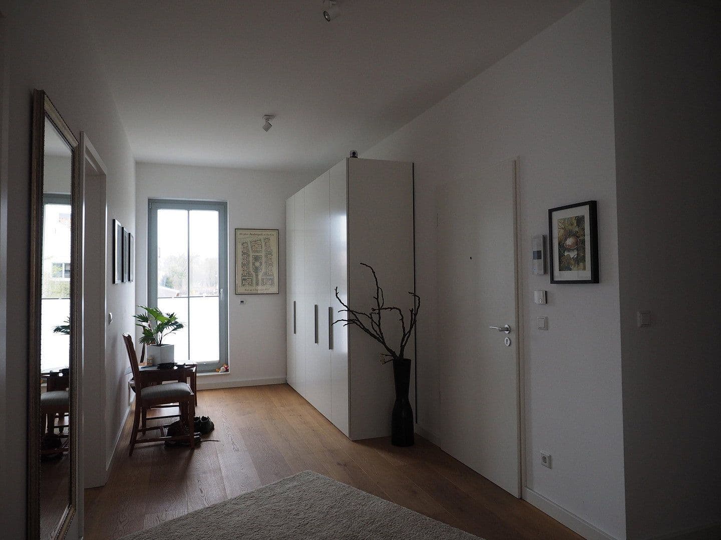 3 bedroom with open-plan kitchen flat to rent, 172 m², Am Orangeriepark, Berlin, Berlin 3 bedroom with open-plan kitchen flat to rent, 172 m², Am Orangeriepark, Berlin, Berlin