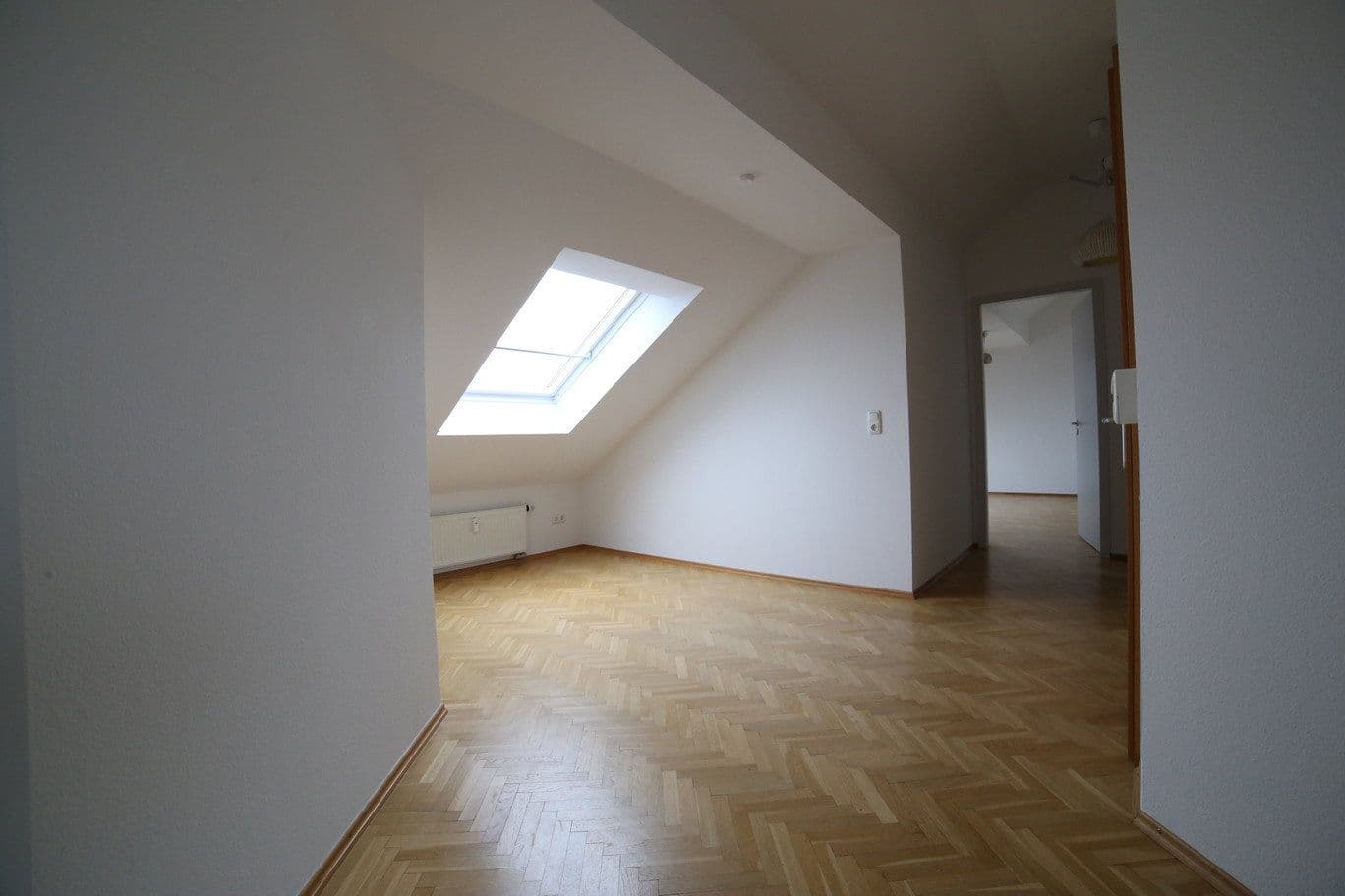 1 bedroom with open-plan kitchen flat to rent, 80 m², Frankfurt, Hesse 1 bedroom with open-plan kitchen flat to rent, 80 m², Frankfurt, Hesse