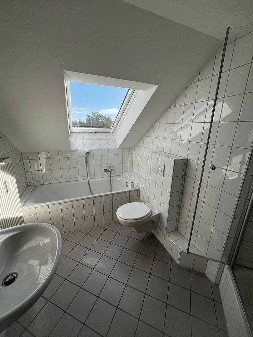 1 bedroom with open-plan kitchen flat to rent, 80 m², Frankfurt, Hesse 1 bedroom with open-plan kitchen flat to rent, 80 m², Frankfurt, Hesse
