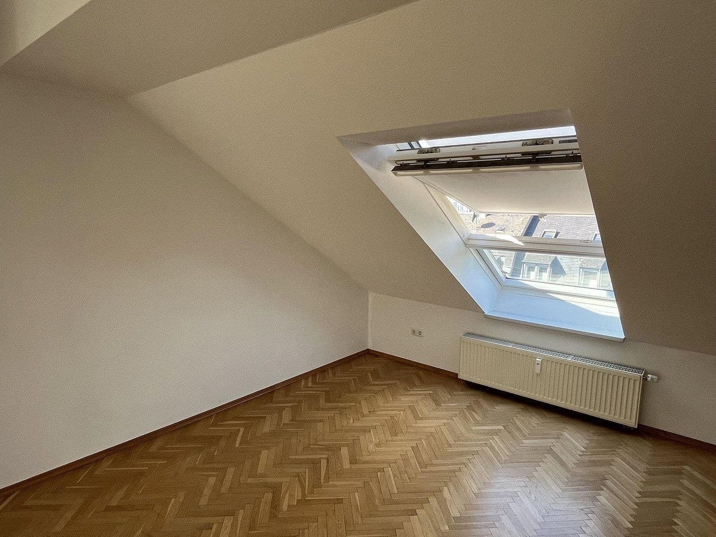 1 bedroom with open-plan kitchen flat to rent, 80 m², Frankfurt, Hesse 1 bedroom with open-plan kitchen flat to rent, 80 m², Frankfurt, Hesse