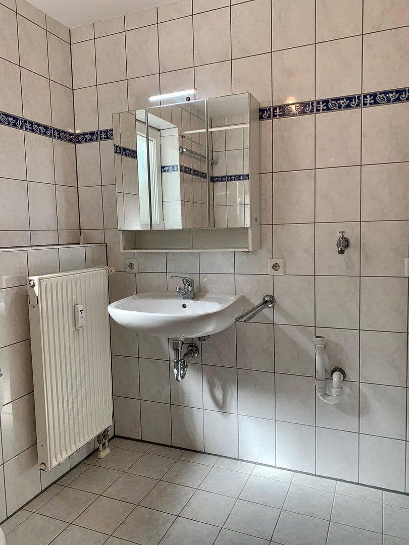 1 bedroom flat to rent, 47 m², Gülser Straße, Koblenz, Rhineland-Palatinate 1 bedroom flat to rent, 47 m², Gülser Straße, Koblenz, Rhineland-Palatinate