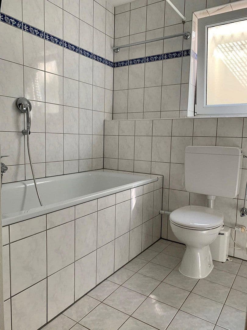 1 bedroom flat to rent, 47 m², Gülser Straße, Koblenz, Rhineland-Palatinate 1 bedroom flat to rent, 47 m², Gülser Straße, Koblenz, Rhineland-Palatinate