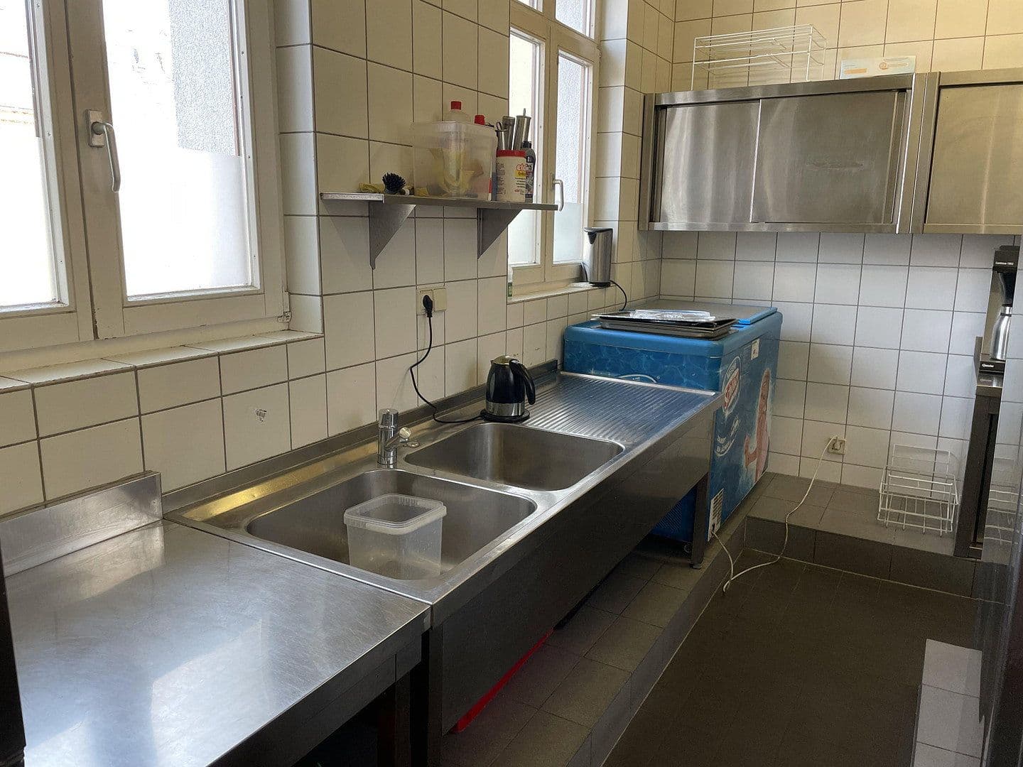 non-residential property to rent, 1,000 m², Mühleinsel 1, Kenzingen, Baden-Württemberg non-residential property to rent, 1,000 m², Mühleinsel 1, Kenzingen, Baden-Württemberg