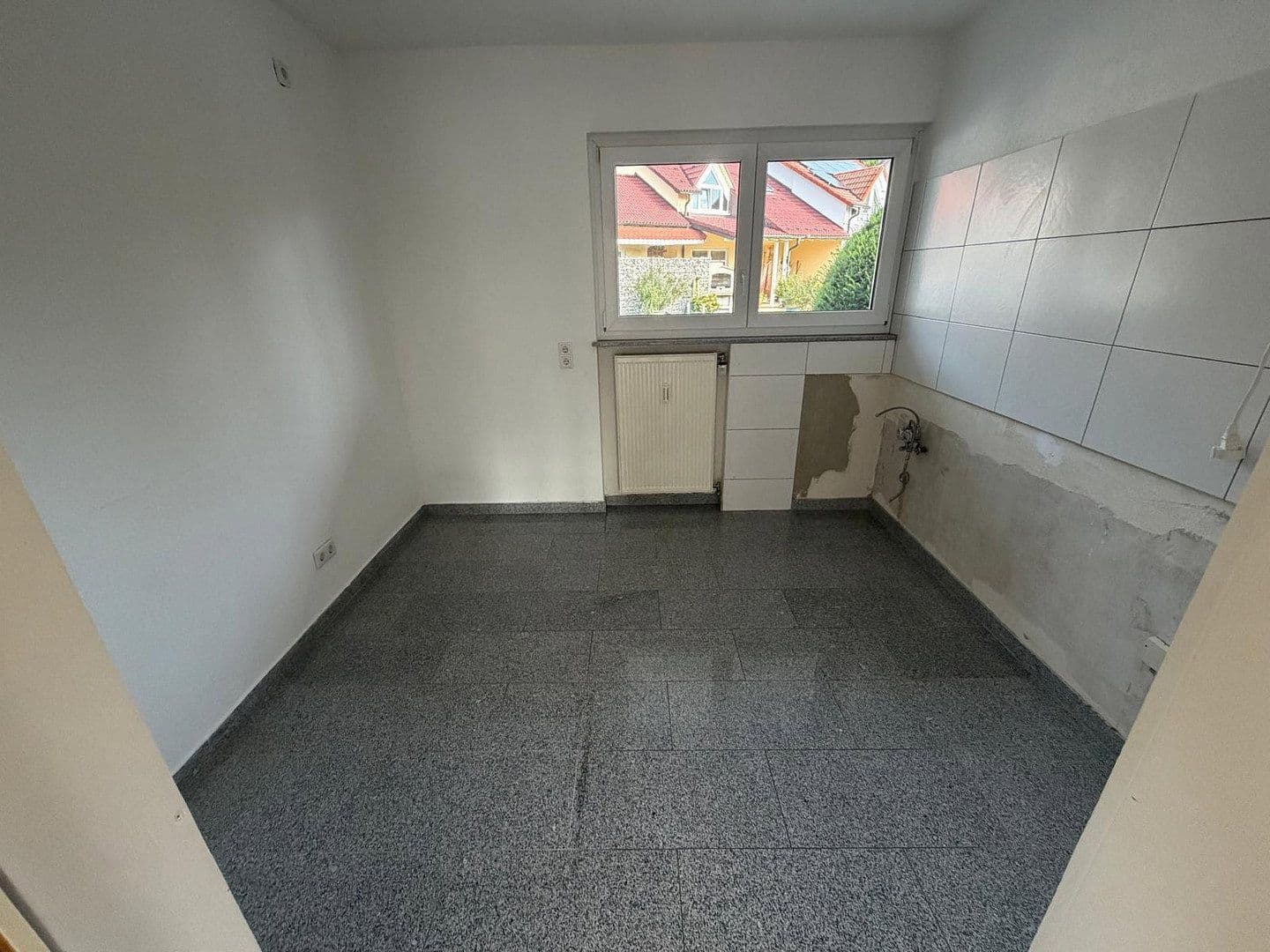2 bedroom with open-plan kitchen flat to rent, 110 m², Rheinfelden (Baden), Baden-Württemberg 2 bedroom with open-plan kitchen flat to rent, 110 m², Rheinfelden (Baden), Baden-Württemberg