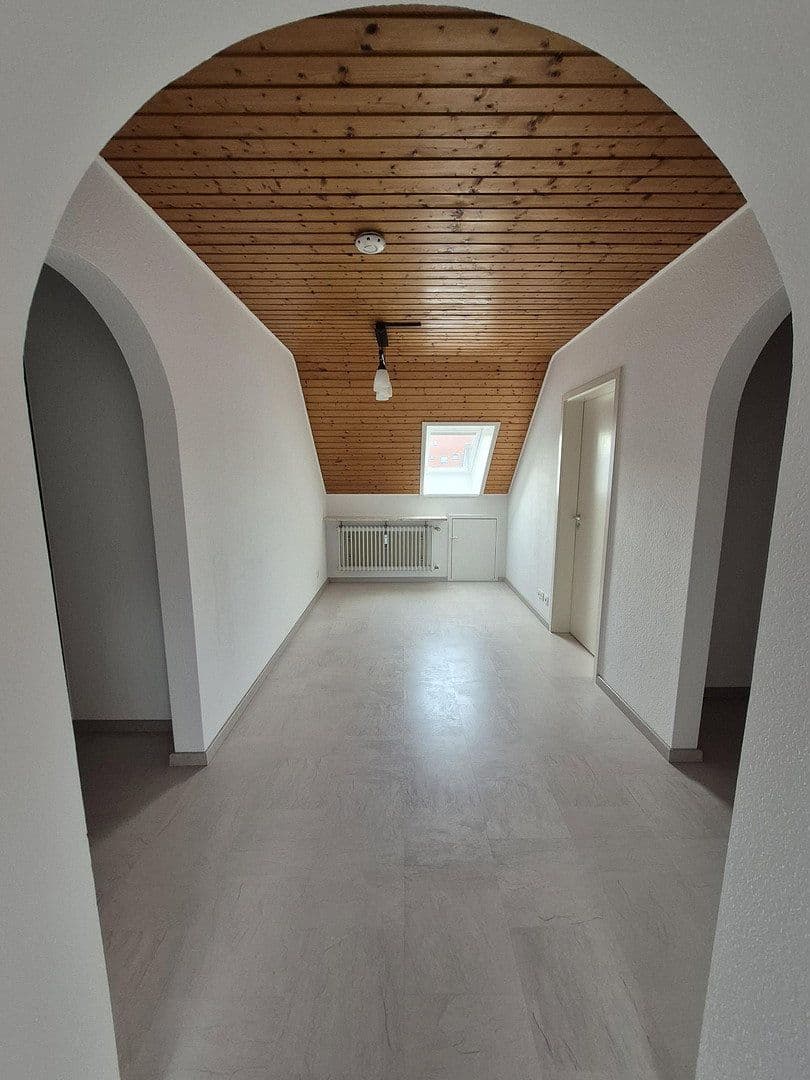 2 bedroom with open-plan kitchen flat to rent, 80 m², Moltkestraße 22, Friedrichshafen, Baden-Württemberg 2 bedroom with open-plan kitchen flat to rent, 80 m², Moltkestraße 22, Friedrichshafen, Baden-Württemberg