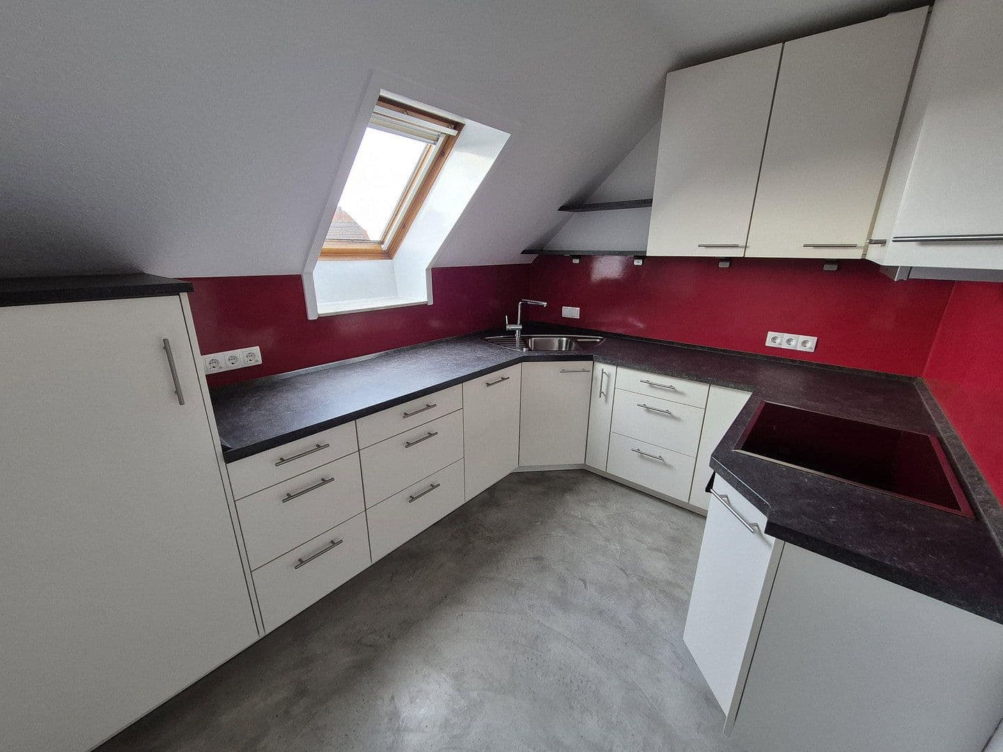 2 bedroom with open-plan kitchen flat to rent, 80 m², Moltkestraße 22, Friedrichshafen, Baden-Württemberg 2 bedroom with open-plan kitchen flat to rent, 80 m², Moltkestraße 22, Friedrichshafen, Baden-Württemberg