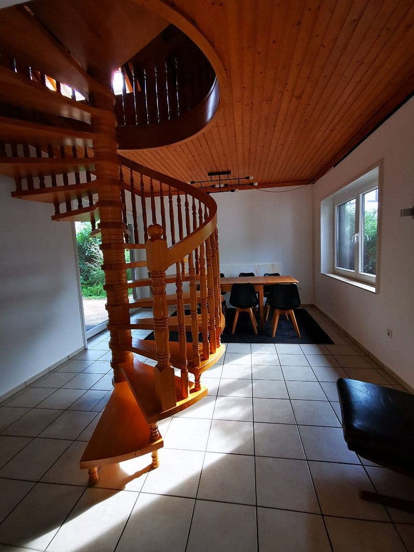 house for sale, 141 m², Neuenberger Straße, Neuss, North Rhine-Westphalia house for sale, 141 m², Neuenberger Straße, Neuss, North Rhine-Westphalia