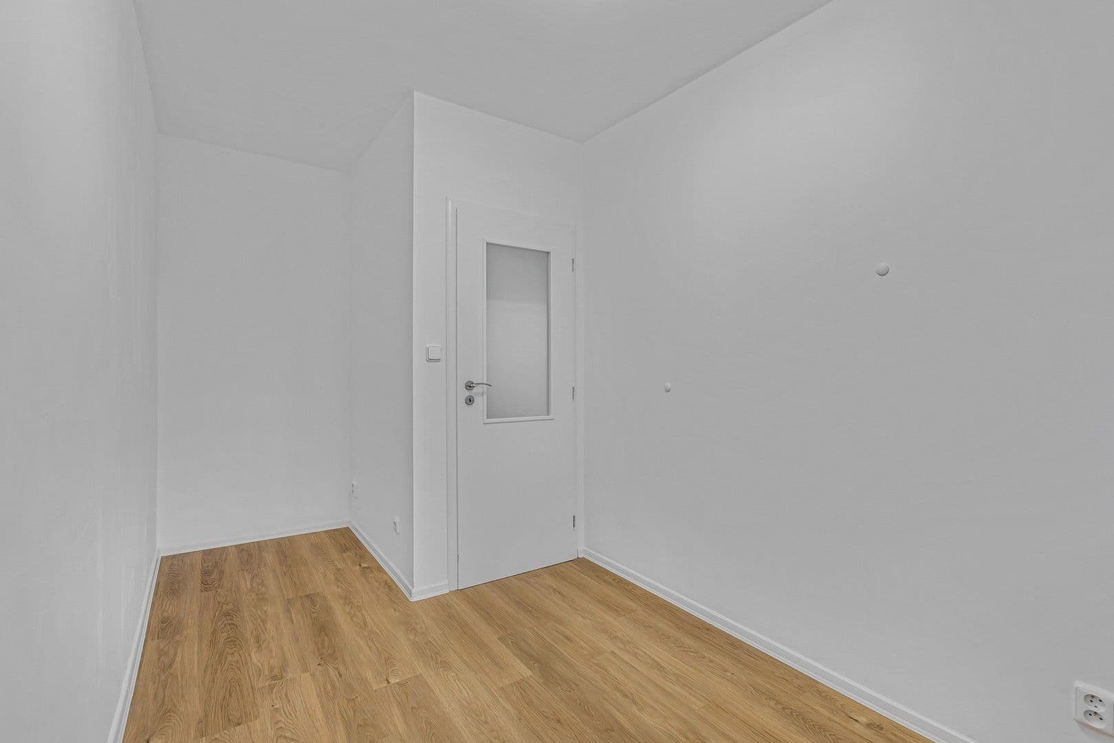 1 bedroom with open-plan kitchen flat to rent, 32 m², Jílovská, Prague, Prague 1 bedroom with open-plan kitchen flat to rent, 32 m², Jílovská, Prague, Prague