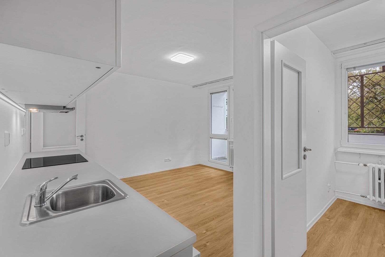1 bedroom with open-plan kitchen flat to rent, 32 m², Jílovská, Prague, Prague 1 bedroom with open-plan kitchen flat to rent, 32 m², Jílovská, Prague, Prague