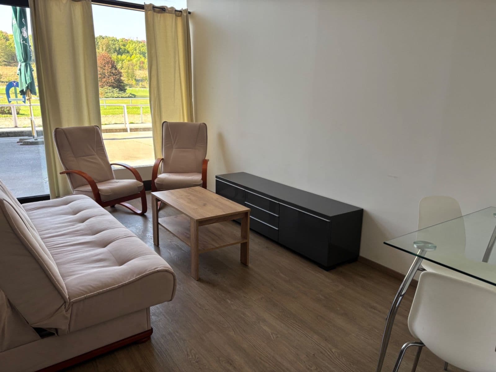 1 bedroom flat to rent, 48 m², Dostihová, Slušovice, Zlínský Region 1 bedroom flat to rent, 48 m², Dostihová, Slušovice, Zlínský Region