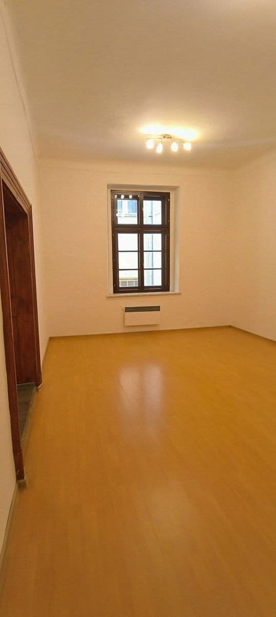1 bedroom flat to rent, 42 m², Dolní náměstí, Olomouc, Olomoucký Region 1 bedroom flat to rent, 42 m², Dolní náměstí, Olomouc, Olomoucký Region