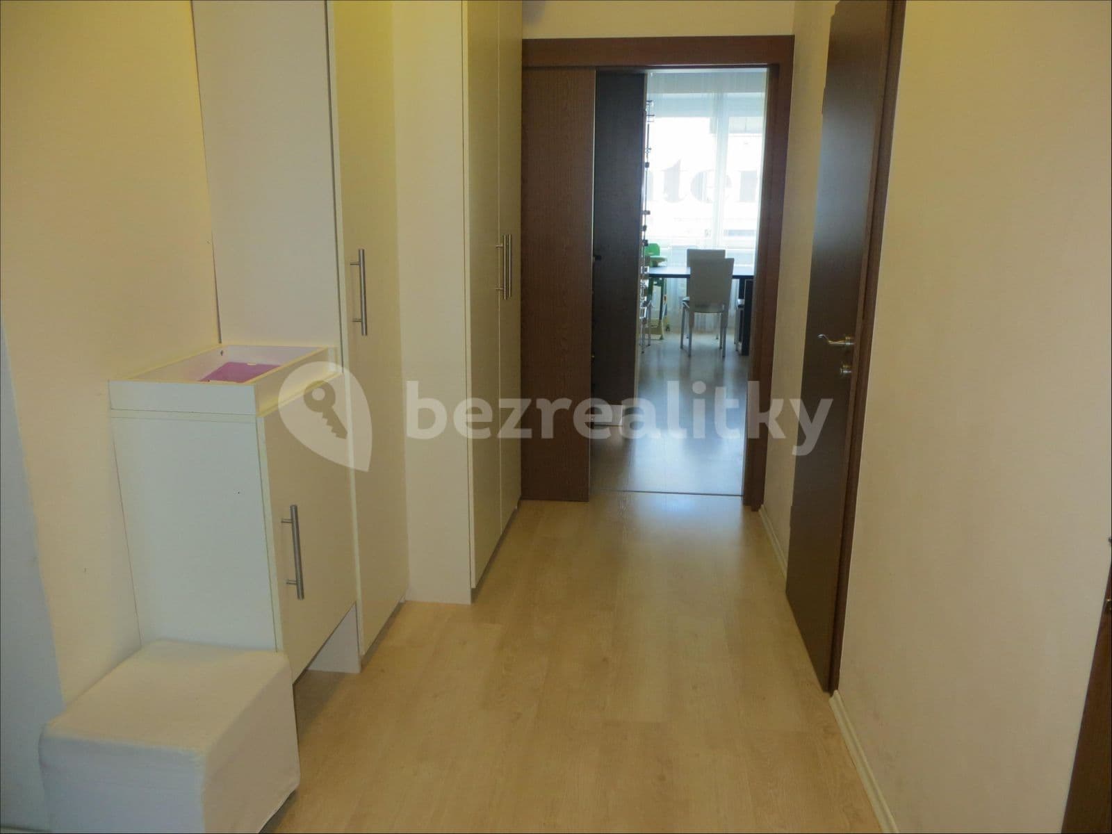 2 bedroom with open-plan kitchen flat to rent, 65 m², Pivovarská, Prague, Prague 2 bedroom with open-plan kitchen flat to rent, 65 m², Pivovarská, Prague, Prague