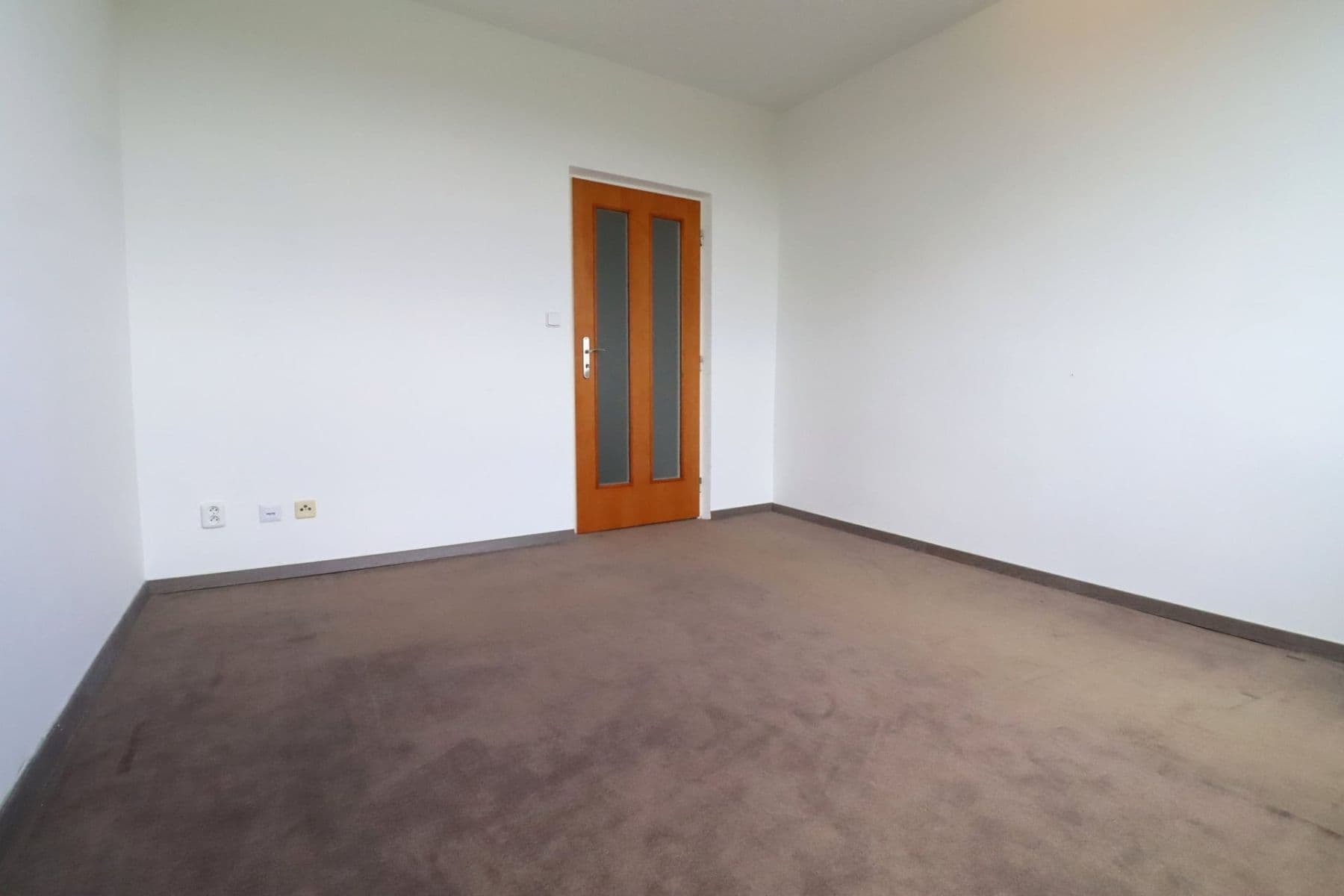 2 bedroom with open-plan kitchen flat to rent, 72 m², Nad lesním divadlem, Prague, Prague 2 bedroom with open-plan kitchen flat to rent, 72 m², Nad lesním divadlem, Prague, Prague