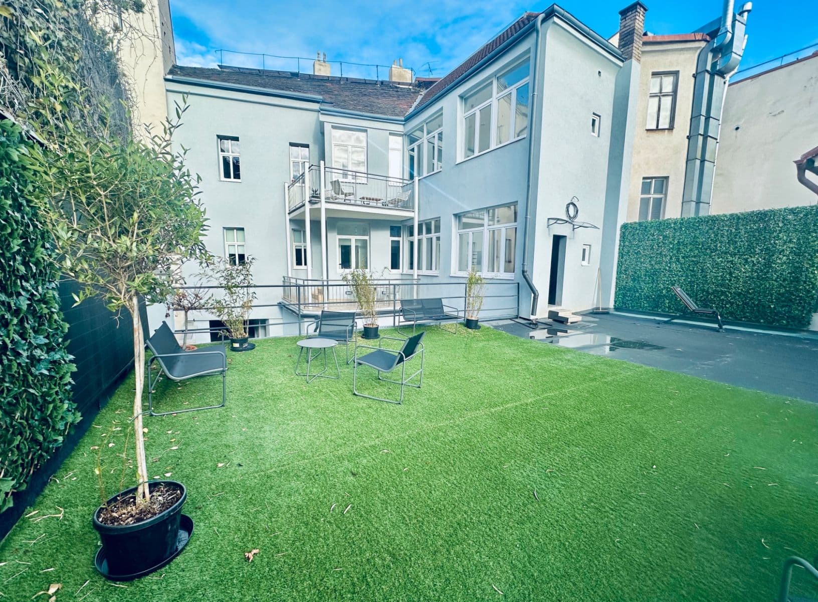 1 bedroom with open-plan kitchen flat to rent, 58 m², Milady Horákové, Prague, Prague 1 bedroom with open-plan kitchen flat to rent, 58 m², Milady Horákové, Prague, Prague