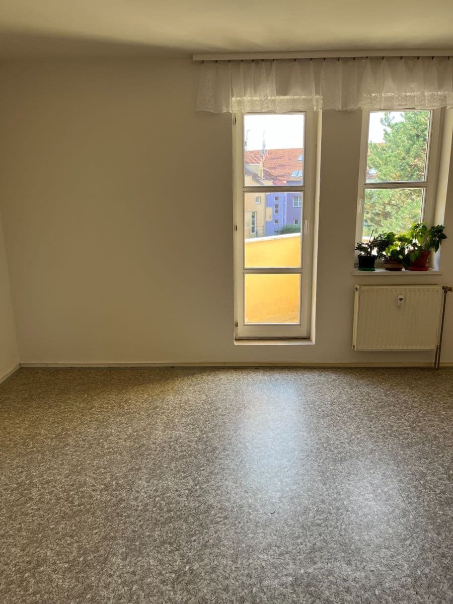 1 bedroom with open-plan kitchen flat to rent, 64 m², K Rozkoši, Prague, Prague 1 bedroom with open-plan kitchen flat to rent, 64 m², K Rozkoši, Prague, Prague