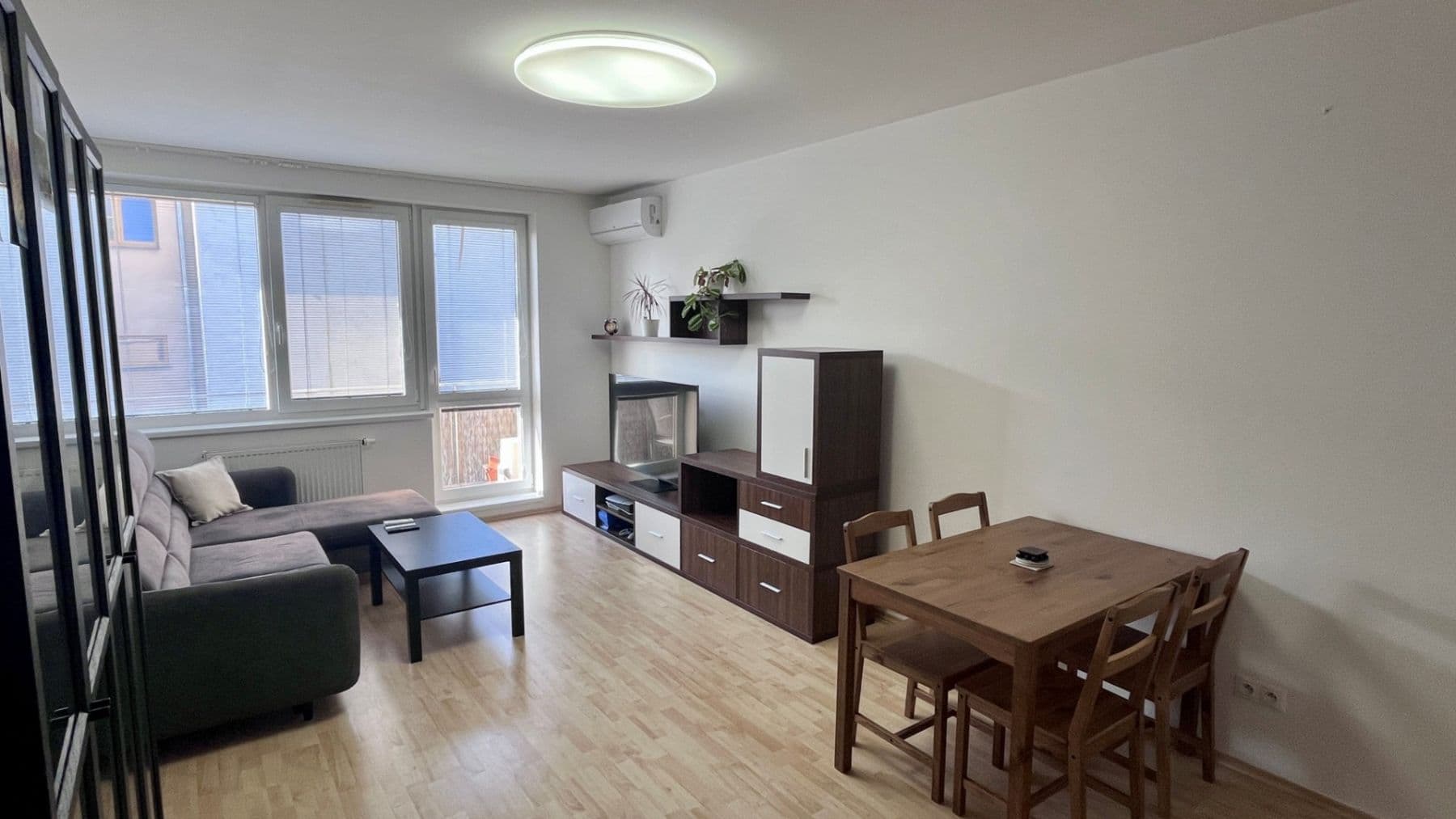 1 bedroom with open-plan kitchen flat for sale, 51 m², U Hostavického potoka, Prague, Prague 1 bedroom with open-plan kitchen flat for sale, 51 m², U Hostavického potoka, Prague, Prague
