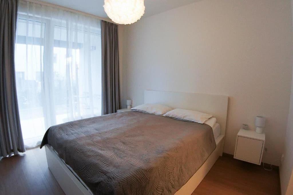 1 bedroom with open-plan kitchen flat to rent, 54 m², Jankovcova, Prague, Prague 1 bedroom with open-plan kitchen flat to rent, 54 m², Jankovcova, Prague, Prague