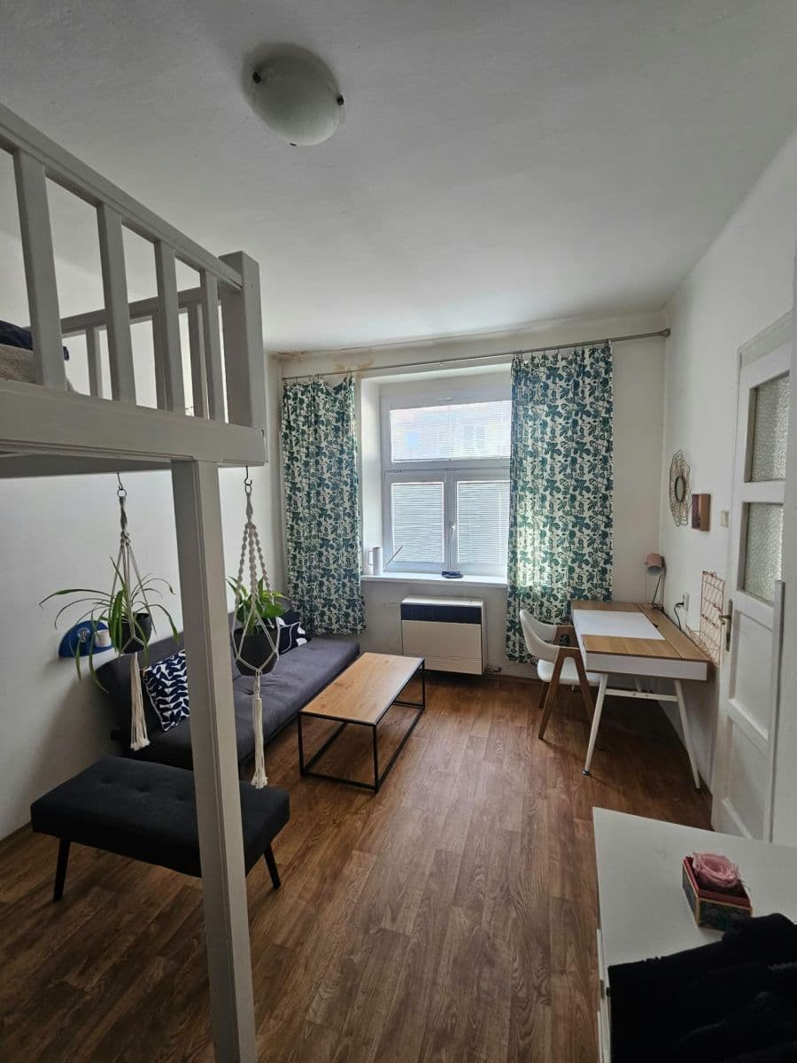 1 bedroom flat to rent, 40 m², Seifertova, Prague, Prague 1 bedroom flat to rent, 40 m², Seifertova, Prague, Prague