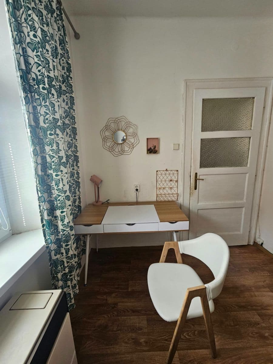 1 bedroom flat to rent, 40 m², Seifertova, Prague, Prague 1 bedroom flat to rent, 40 m², Seifertova, Prague, Prague