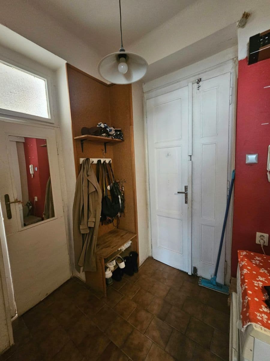 1 bedroom flat to rent, 40 m², Seifertova, Prague, Prague 1 bedroom flat to rent, 40 m², Seifertova, Prague, Prague