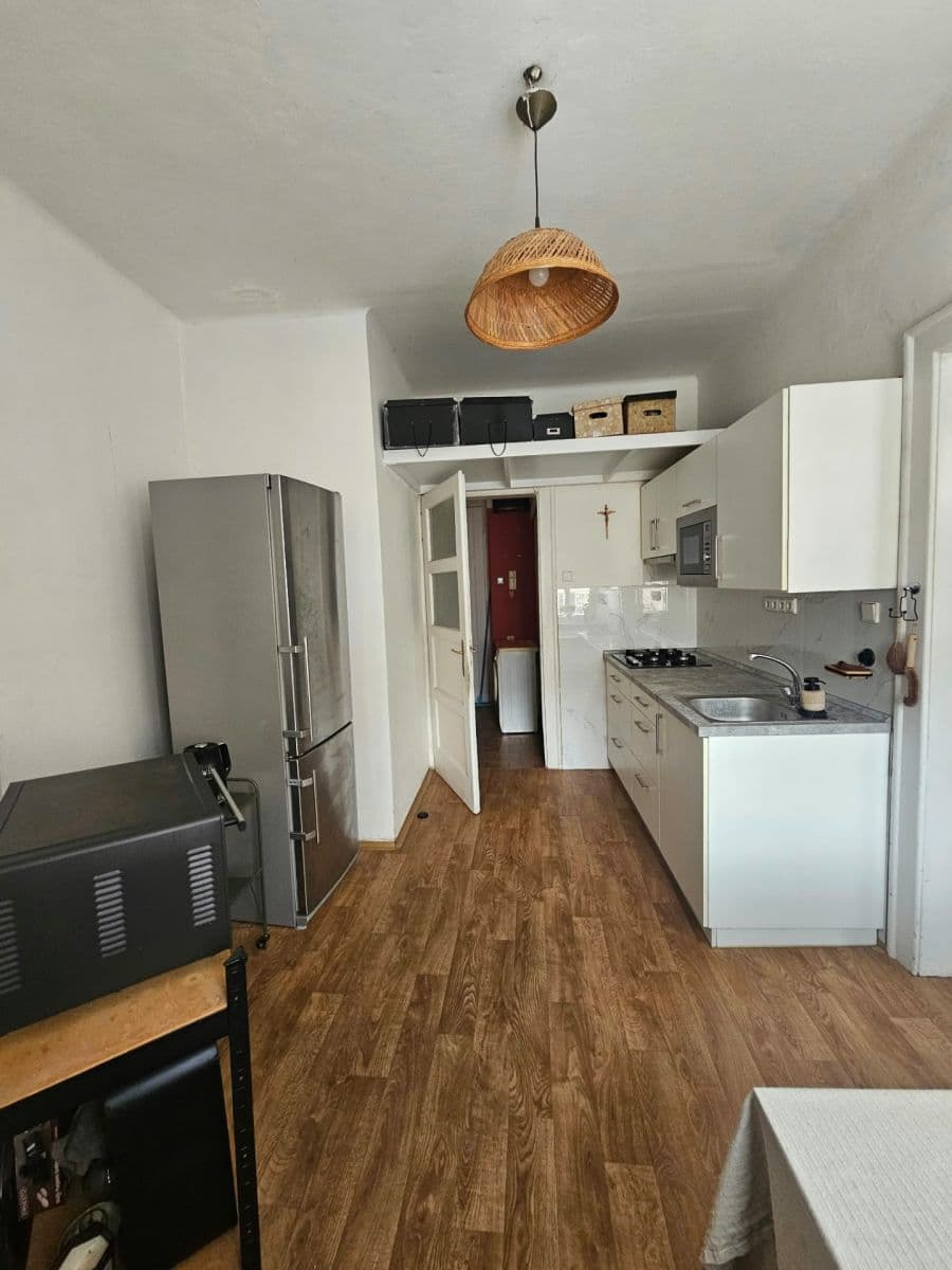 1 bedroom flat to rent, 40 m², Seifertova, Prague, Prague 1 bedroom flat to rent, 40 m², Seifertova, Prague, Prague