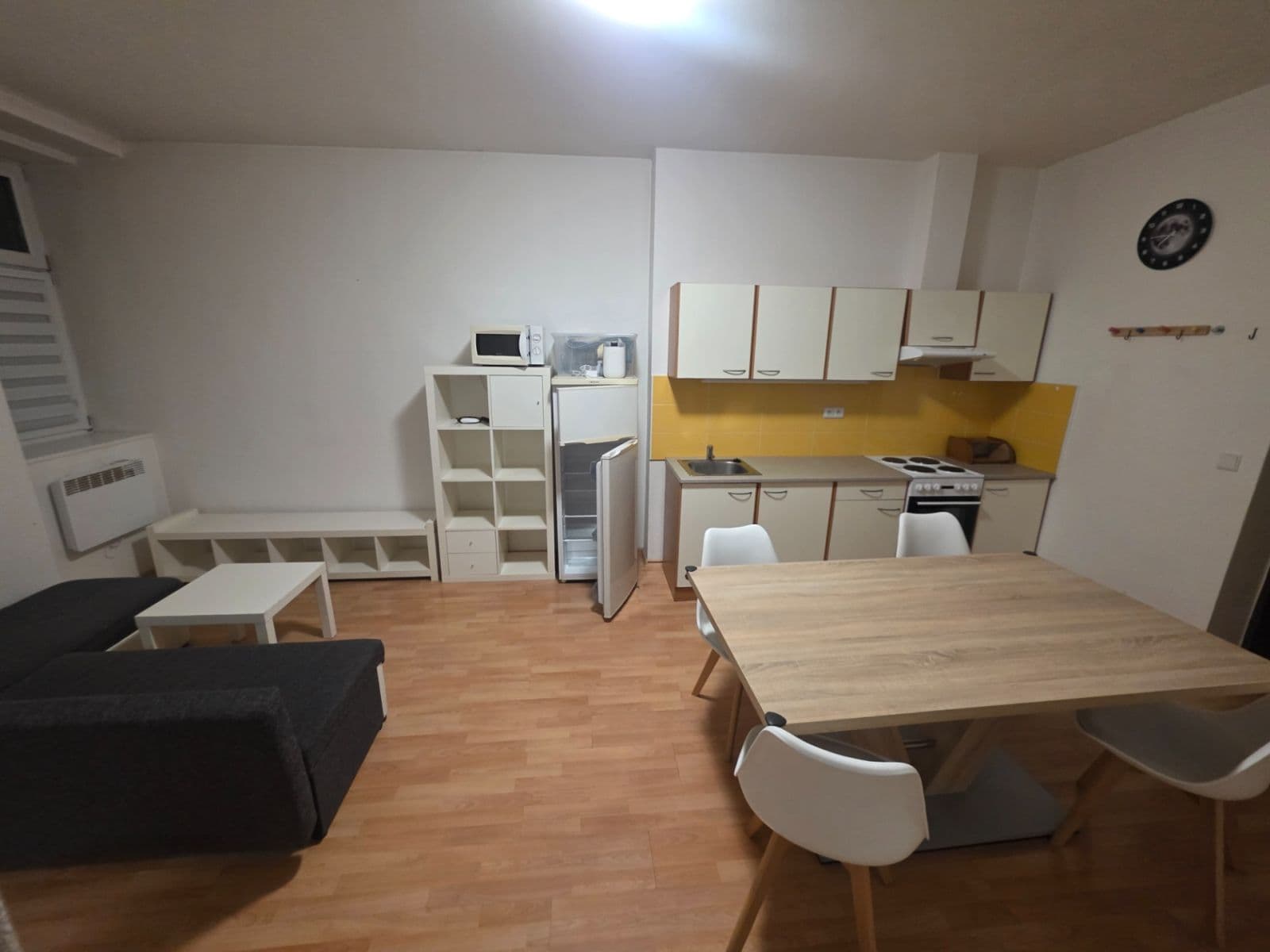 2 bedroom with open-plan kitchen flat to rent, 51 m², Hlavní, Panenské Břežany, Středočeský Region 2 bedroom with open-plan kitchen flat to rent, 51 m², Hlavní, Panenské Břežany, Středočeský Region