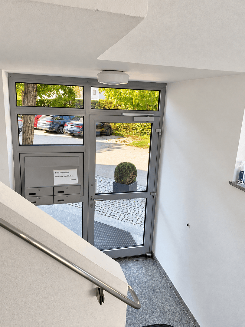 office to rent, 100 m², Mehringer Str. 12, Burghausen, Bavaria office to rent, 100 m², Mehringer Str. 12, Burghausen, Bavaria