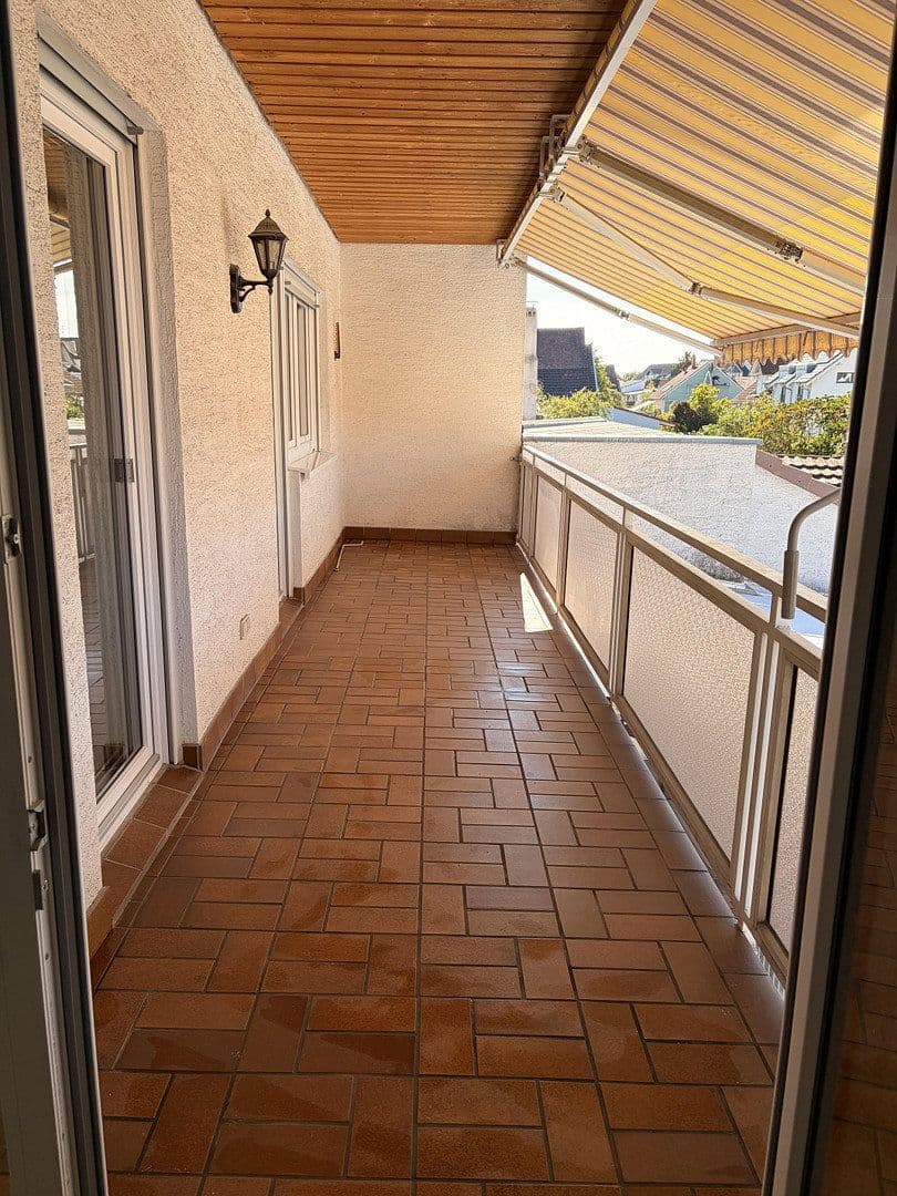 3 bedroom with open-plan kitchen flat to rent, 127 m², Römerberg, Rhineland-Palatinate 3 bedroom with open-plan kitchen flat to rent, 127 m², Römerberg, Rhineland-Palatinate
