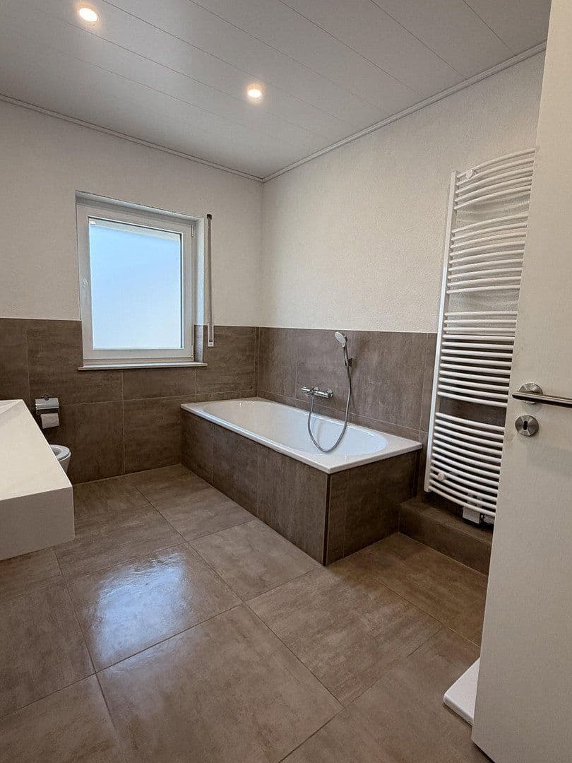 3 bedroom with open-plan kitchen flat to rent, 127 m², Römerberg, Rhineland-Palatinate 3 bedroom with open-plan kitchen flat to rent, 127 m², Römerberg, Rhineland-Palatinate
