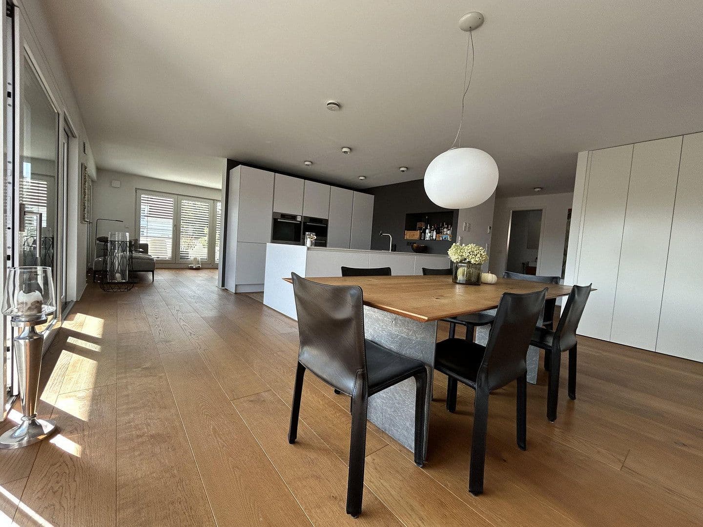 3 bedroom with open-plan kitchen flat for sale, 151 m², Kirchheim unter Teck, Baden-Württemberg 3 bedroom with open-plan kitchen flat for sale, 151 m², Kirchheim unter Teck, Baden-Württemberg
