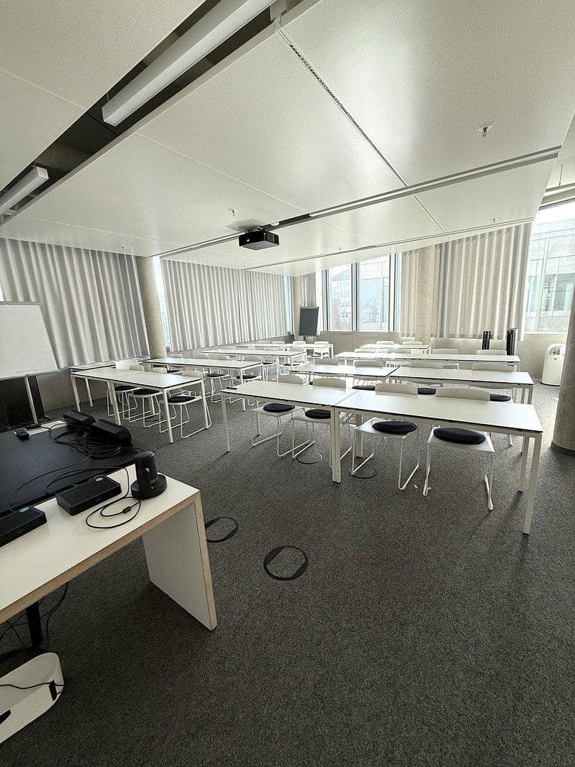 office to rent, 1,400 m², Rudower Chaussee 28, Berlin, Berlin office to rent, 1,400 m², Rudower Chaussee 28, Berlin, Berlin