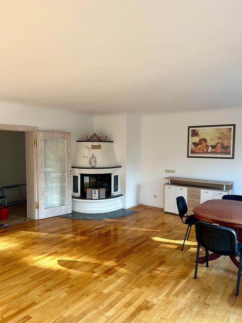 3 bedroom with open-plan kitchen flat to rent, 155 m², Gartenstraße 15, Bad Segeberg, Schleswig-Holstein 3 bedroom with open-plan kitchen flat to rent, 155 m², Gartenstraße 15, Bad Segeberg, Schleswig-Holstein