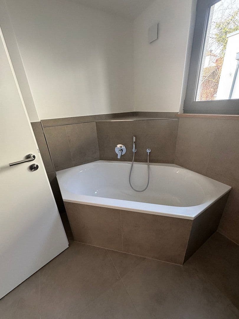 5 bedroom flat to rent, 126 m², Taufkirchen, Bavaria 5 bedroom flat to rent, 126 m², Taufkirchen, Bavaria