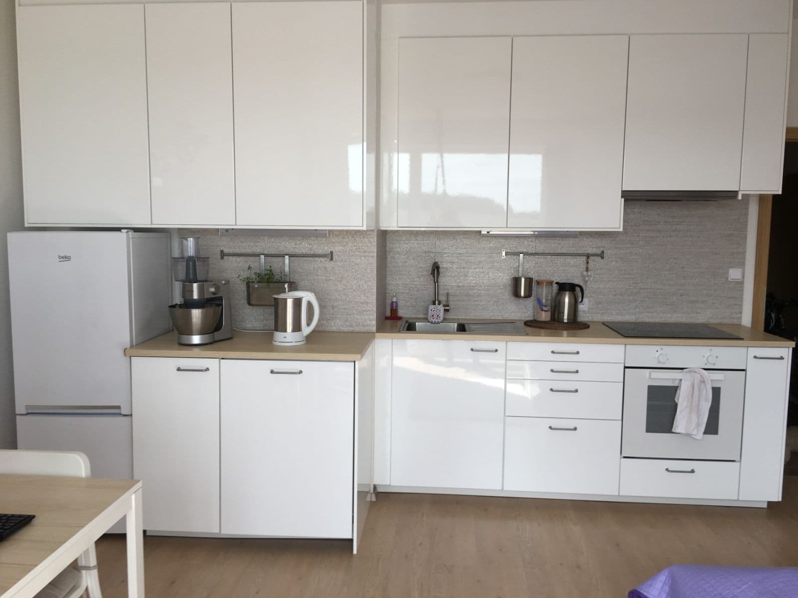 Studio flat to rent, 30 m², Ječná, Hostivice, Středočeský Region Studio flat to rent, 30 m², Ječná, Hostivice, Středočeský Region
