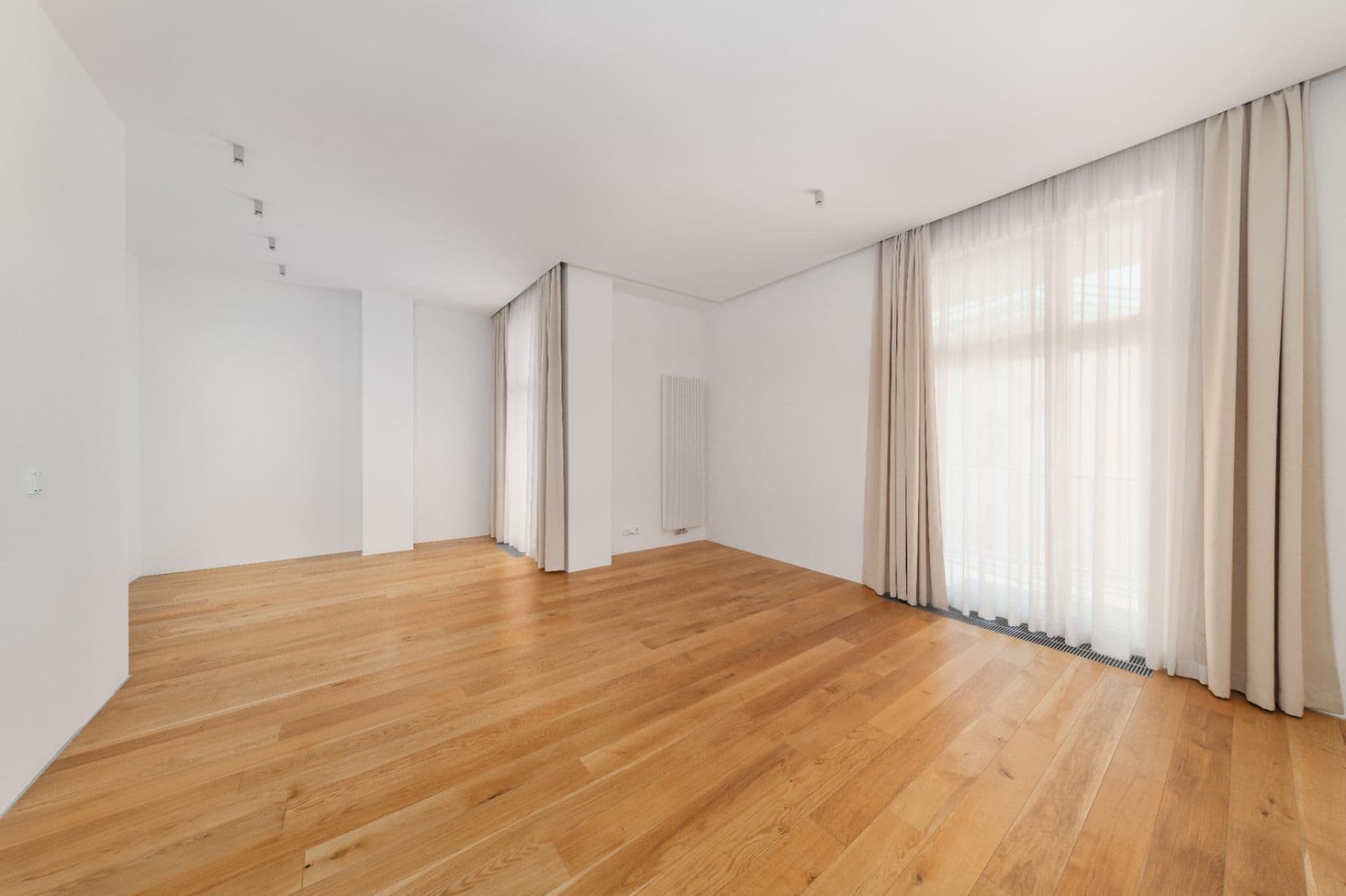 4 bedroom with open-plan kitchen flat to rent, 184 m², Laubova, Prague, Prague 4 bedroom with open-plan kitchen flat to rent, 184 m², Laubova, Prague, Prague