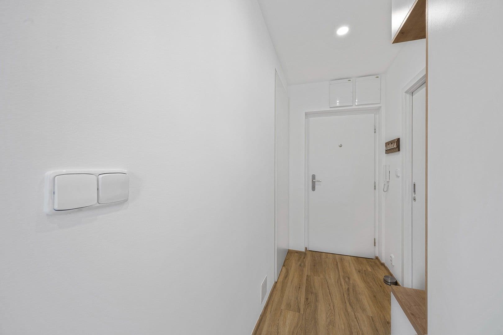 1 bedroom flat to rent, 32 m², Drahobejlova, Prague, Prague 1 bedroom flat to rent, 32 m², Drahobejlova, Prague, Prague