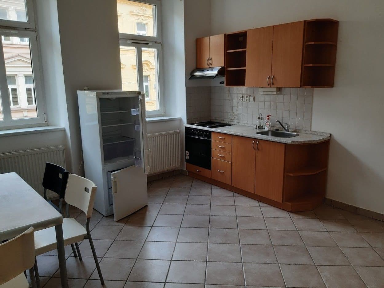1 bedroom flat to rent, 40 m², Mozartova, Prague, Prague 1 bedroom flat to rent, 40 m², Mozartova, Prague, Prague