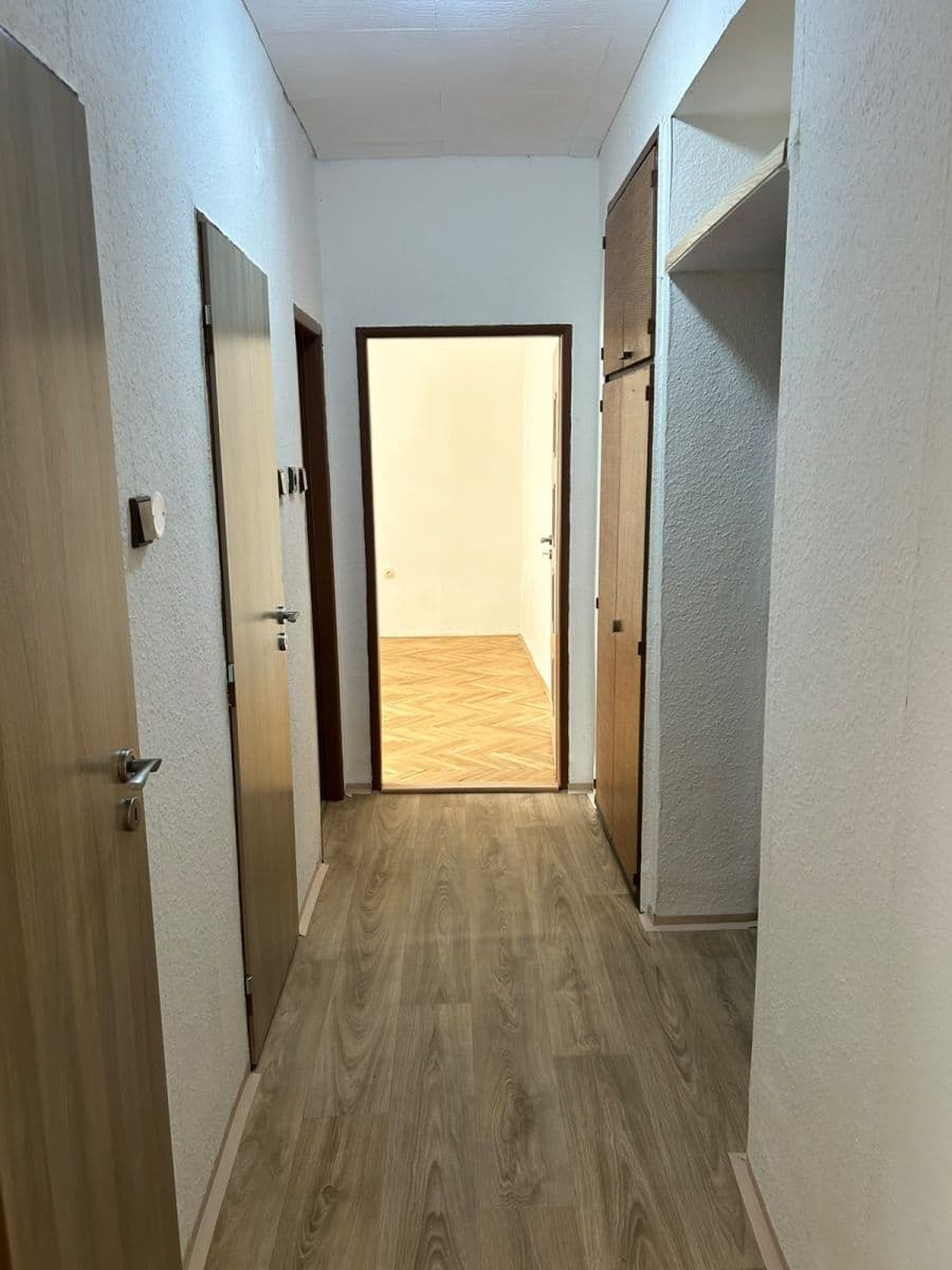 2 bedroom flat to rent, 52 m², Malovická, Prague, Prague 2 bedroom flat to rent, 52 m², Malovická, Prague, Prague