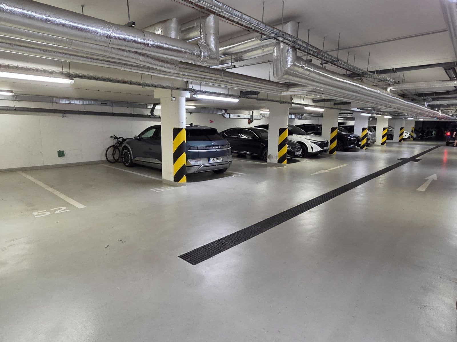 garage to rent, 11 m², U Hranic, Prague, Prague garage to rent, 11 m², U Hranic, Prague, Prague