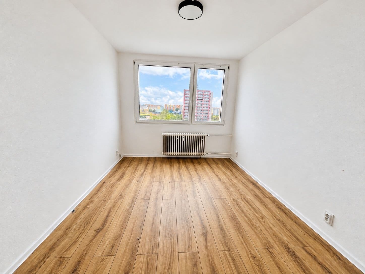 2 bedroom with open-plan kitchen flat for sale, 72 m², Javorová, Most, Ústecký Region 2 bedroom with open-plan kitchen flat for sale, 72 m², Javorová, Most, Ústecký Region