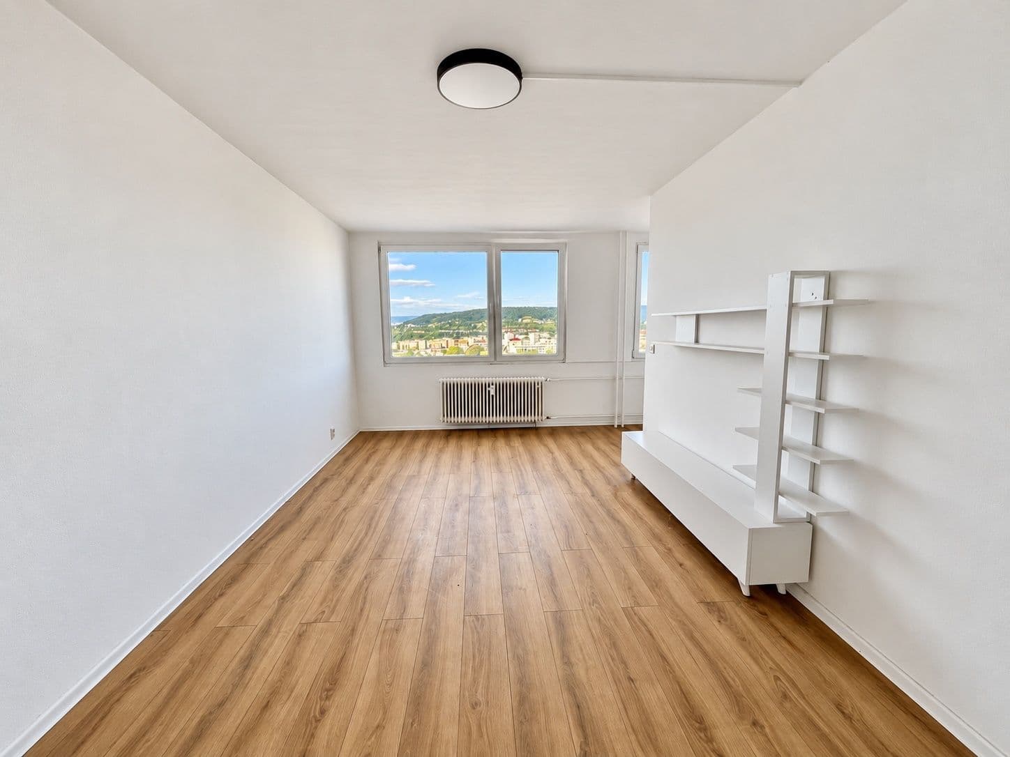 2 bedroom with open-plan kitchen flat for sale, 72 m², Javorová, Most, Ústecký Region 2 bedroom with open-plan kitchen flat for sale, 72 m², Javorová, Most, Ústecký Region
