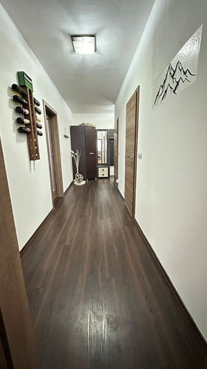 2 bedroom with open-plan kitchen flat for sale, 79 m², Topolová, Olomouc, Olomoucký Region 2 bedroom with open-plan kitchen flat for sale, 79 m², Topolová, Olomouc, Olomoucký Region