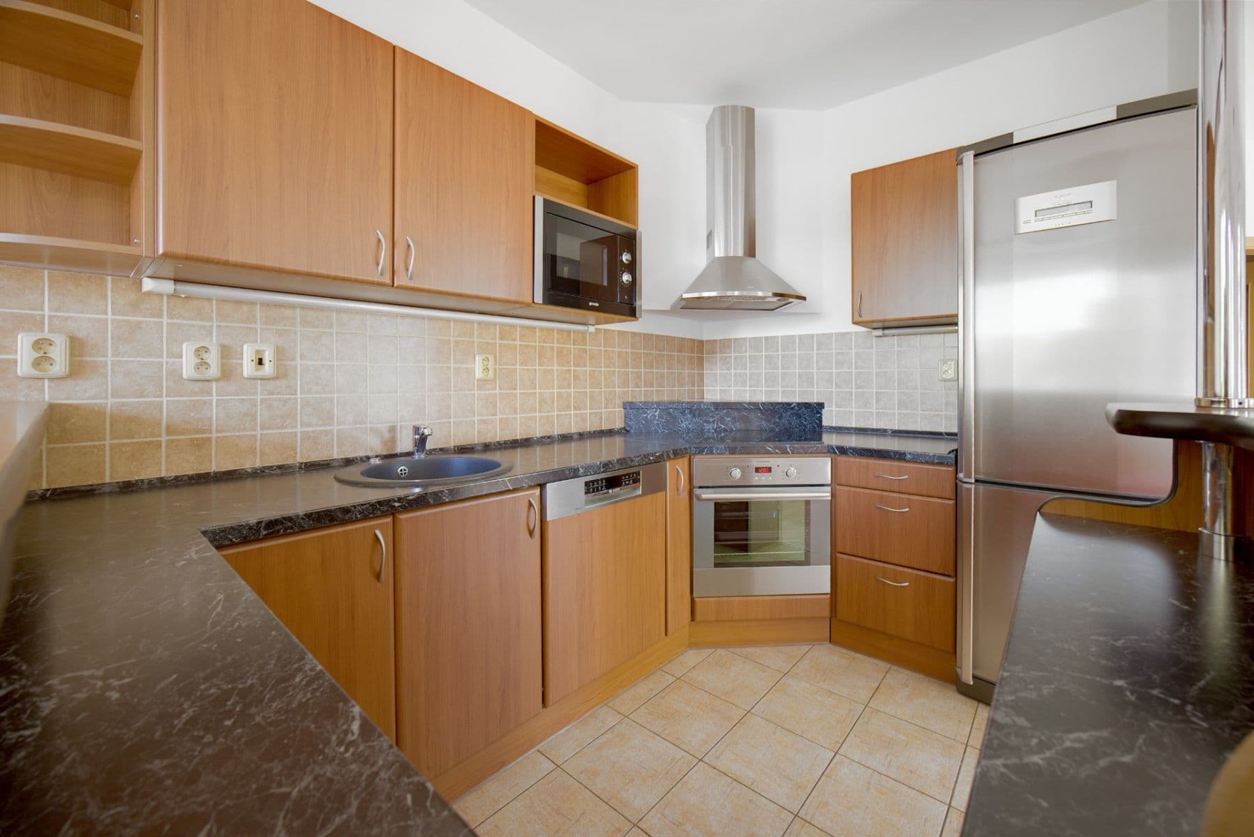 2 bedroom with open-plan kitchen flat to rent, 95 m², Rozmarýnová, Brandýs nad Labem-Stará Boleslav, Středočeský Region 2 bedroom with open-plan kitchen flat to rent, 95 m², Rozmarýnová, Brandýs nad Labem-Stará Boleslav, Středočeský Region