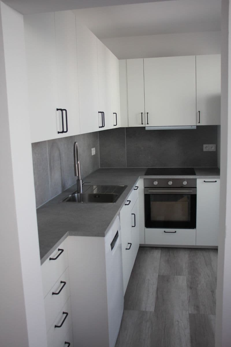 3 bedroom flat to rent, 60 m², Muškátová, Ružinov, Bratislavský Region 3 bedroom flat to rent, 60 m², Muškátová, Ružinov, Bratislavský Region