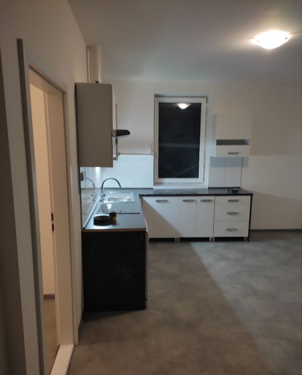 1 bedroom with open-plan kitchen flat to rent, 63 m², Frýdlantská, Chrastava, Liberecký Region 1 bedroom with open-plan kitchen flat to rent, 63 m², Frýdlantská, Chrastava, Liberecký Region