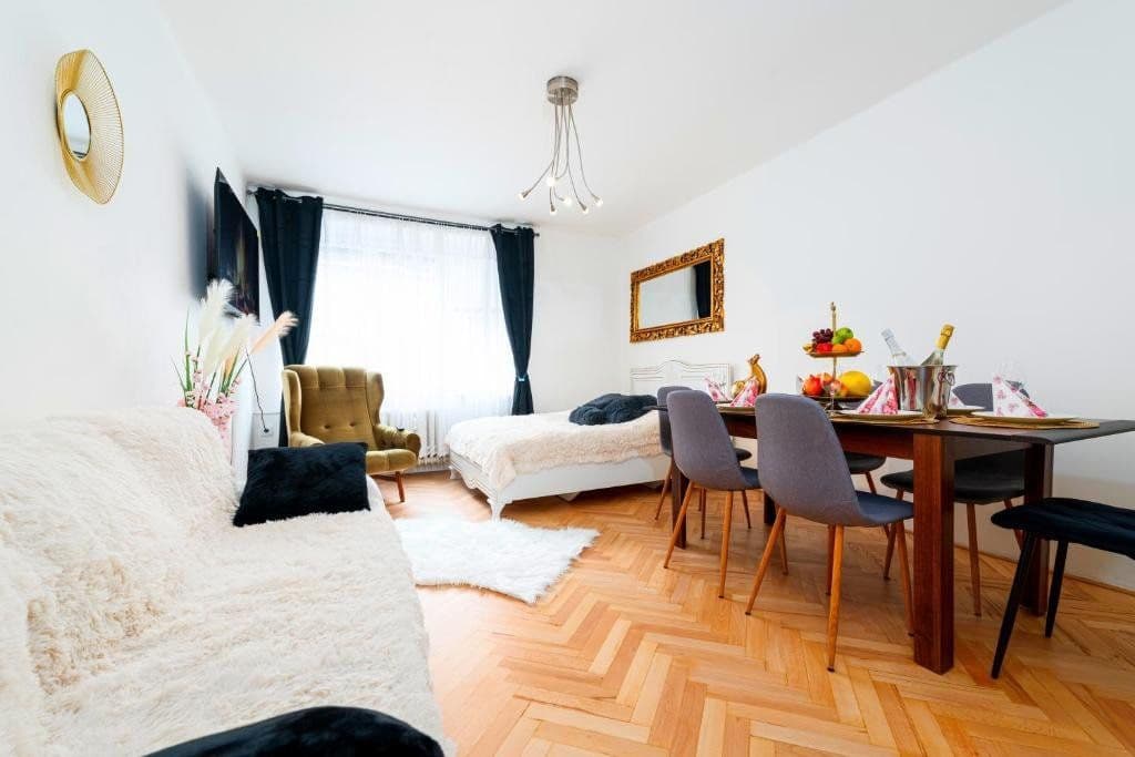 flat to rent, 98 m², Vinohradská, Prague, Prague flat to rent, 98 m², Vinohradská, Prague, Prague