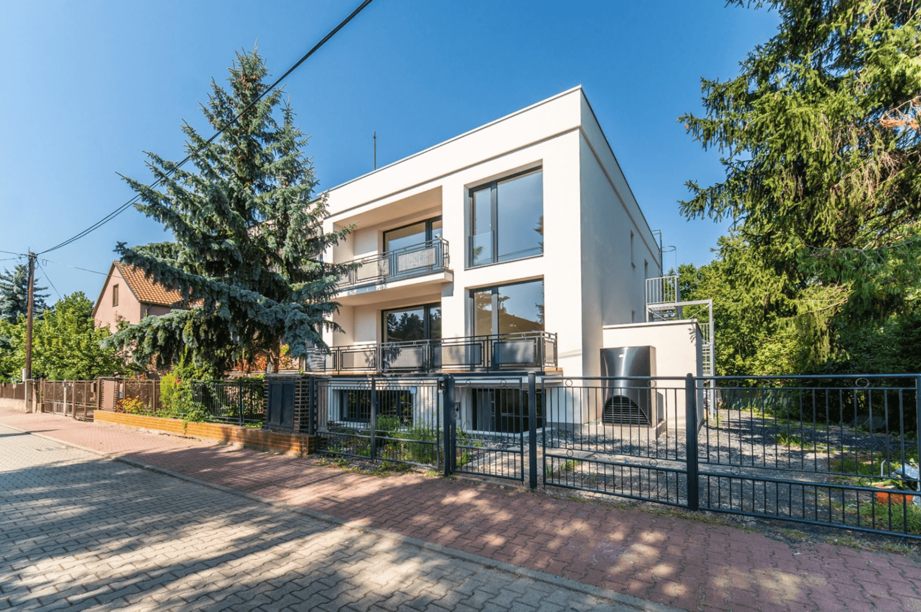 2 bedroom with open-plan kitchen flat to rent, 114 m², Pod Lesíkem, Prague, Prague 2 bedroom with open-plan kitchen flat to rent, 114 m², Pod Lesíkem, Prague, Prague