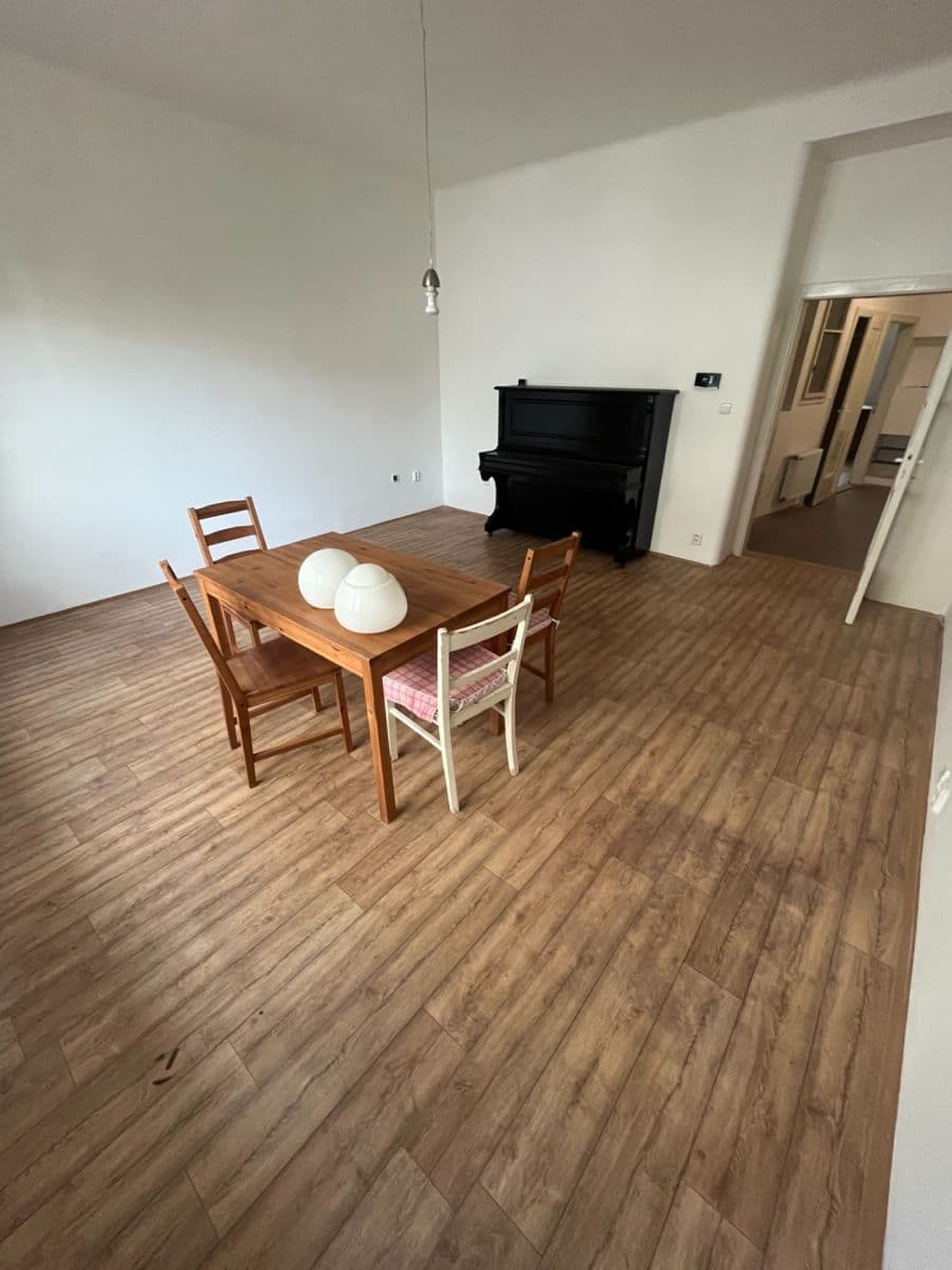 1 bedroom with open-plan kitchen flat to rent, 58 m², U Kublova, Prague, Prague 1 bedroom with open-plan kitchen flat to rent, 58 m², U Kublova, Prague, Prague