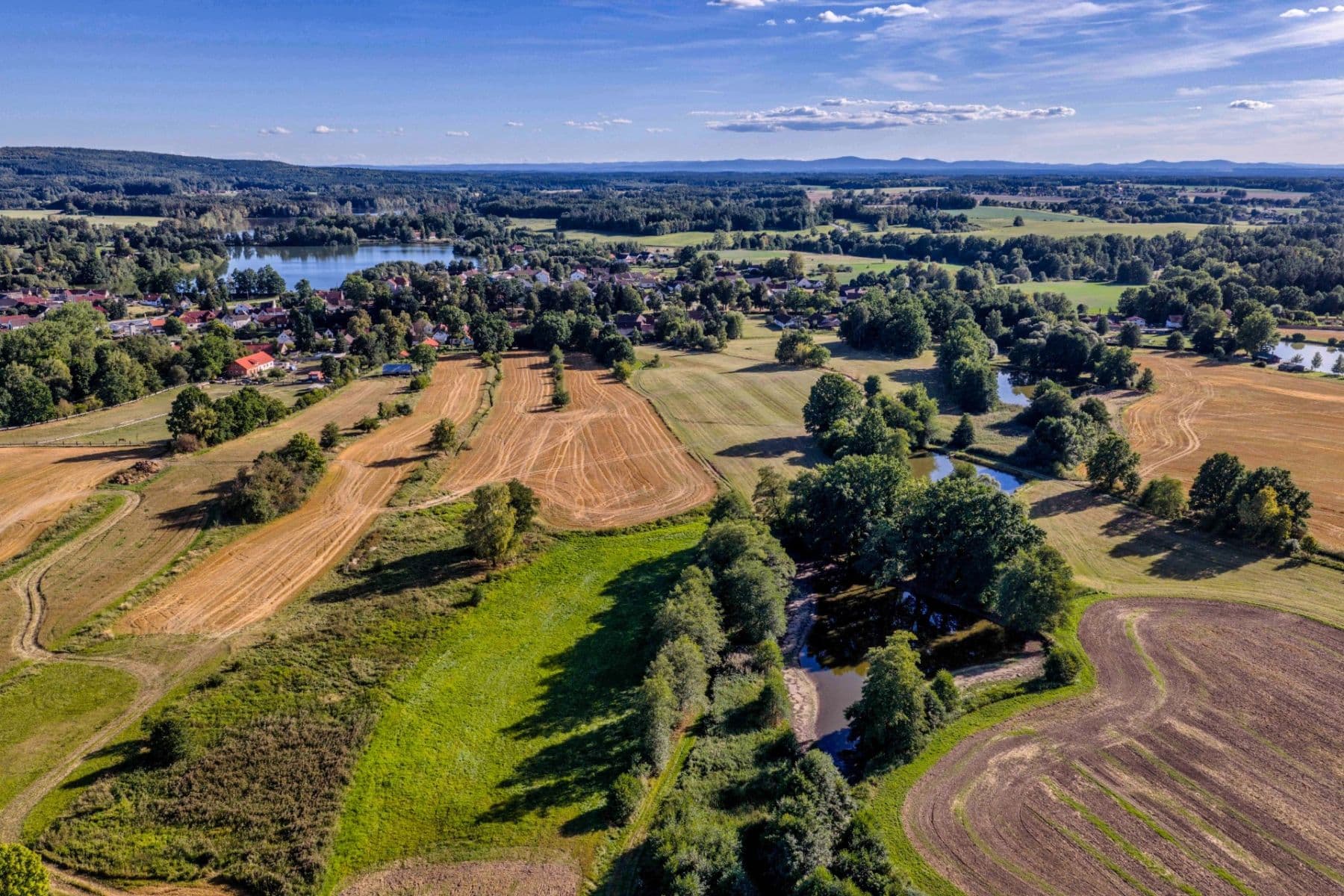 plot for sale, 2,102 m², Lásenice, Jihočeský Region plot for sale, 2,102 m², Lásenice, Jihočeský Region