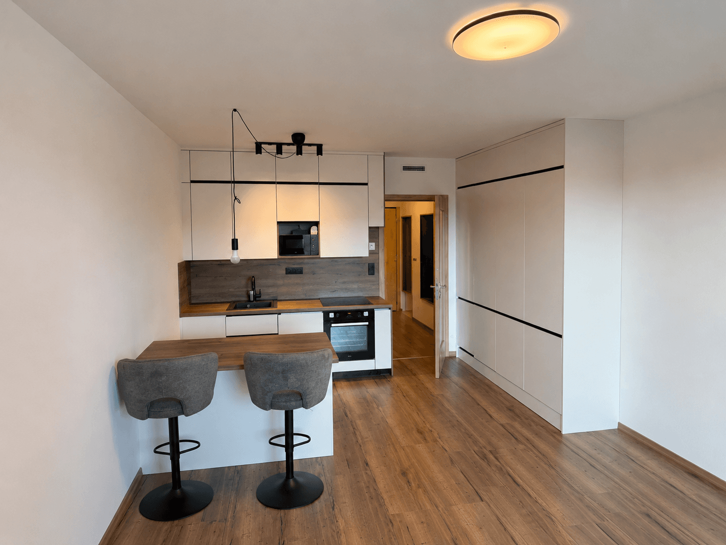 Studio flat to rent, 33 m², Střídavá, Prague, Prague Studio flat to rent, 33 m², Střídavá, Prague, Prague